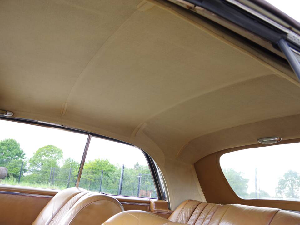 Afbeelding 17/32 van Mercedes-Benz 250 SE (1967)