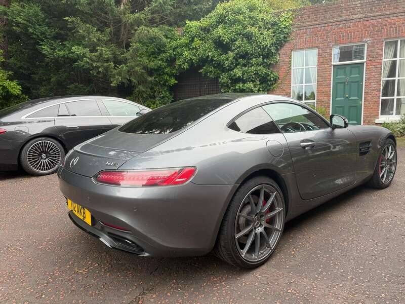 Bild 29/50 von Mercedes-AMG GT-S (2015)