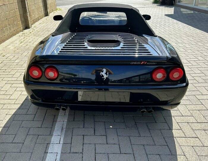 Bild 6/7 von Ferrari F 355 Spider (1999)