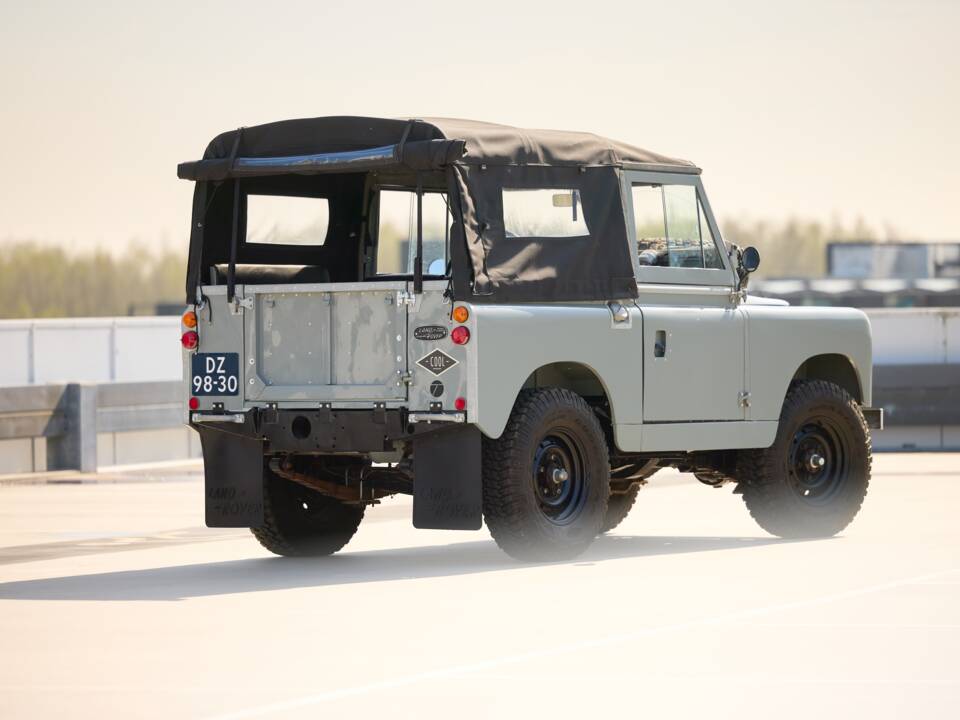 Immagine 52/66 di Land Rover 88 (1963)