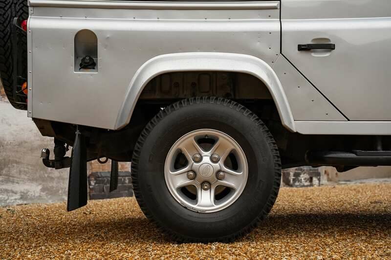 Image 28/50 de Land Rover Defender 110 (2015)