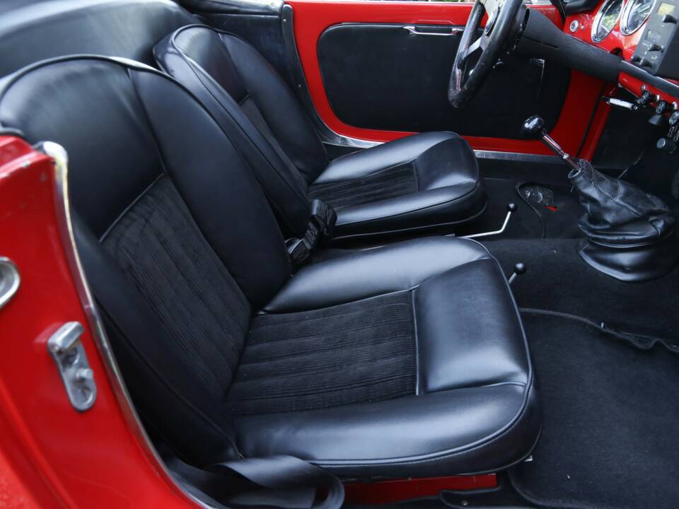 Imagen 38/50 de Alfa Romeo Giulia 1600 Spider Veloce (1965)