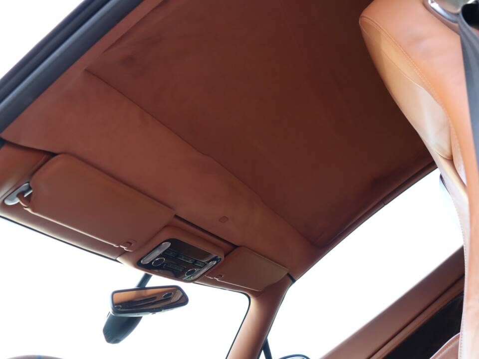 Image 14/50 of Bentley Continental GTC (2007)