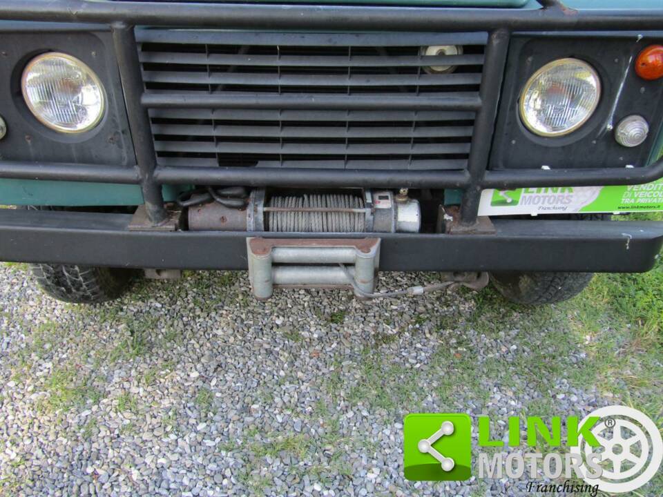 Image 9/10 of Land Rover 90 (1987)
