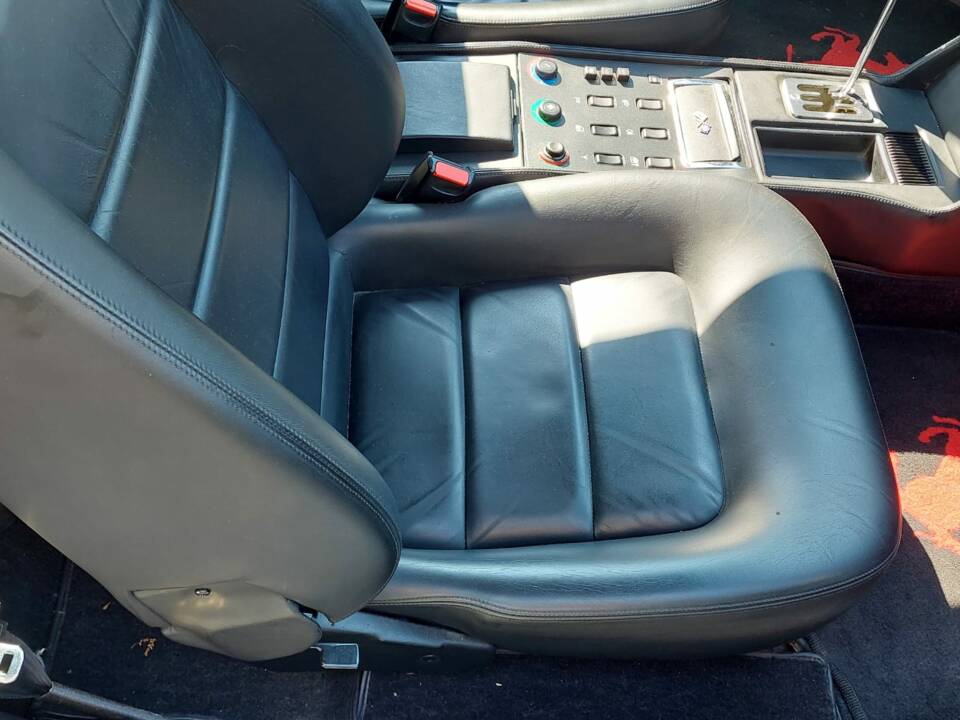 Bild 15/18 von Ferrari Mondial T (1990)