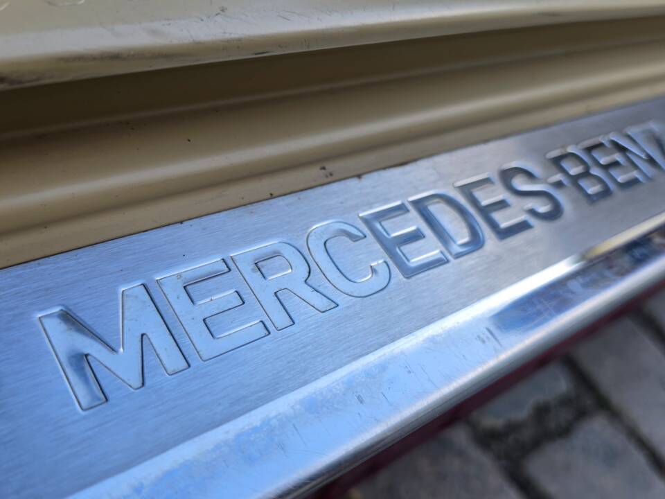Image 83/100 of Mercedes-Benz 300 SL-24 (1991)