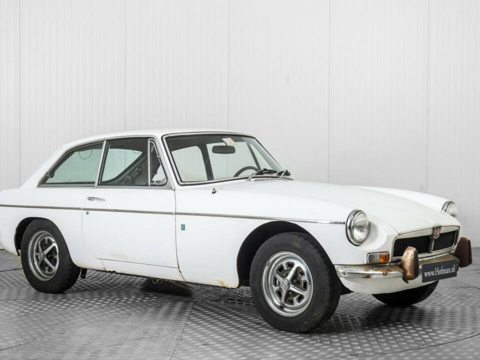 Afbeelding 5/50 van MG MGB GT (1972)