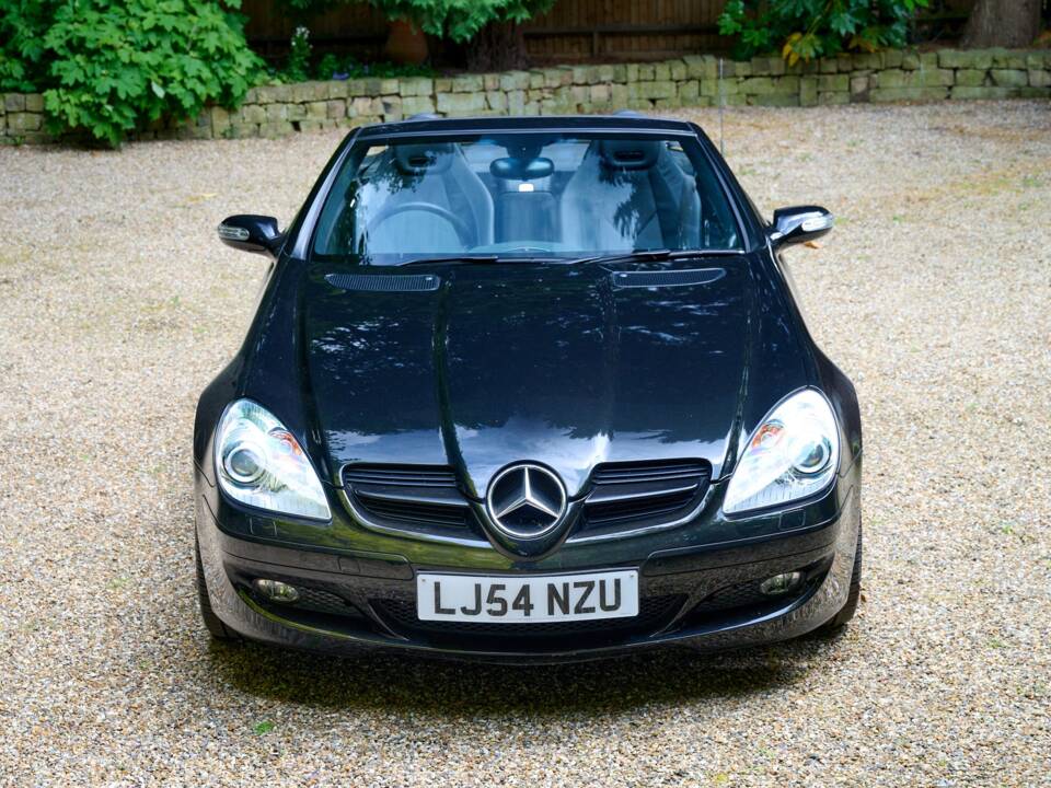 Image 6/50 of Mercedes-Benz SLK 350 (2004)