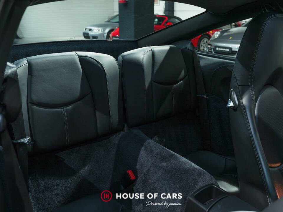 Bild 18/23 von Porsche 911 Carrera 4S (2011)