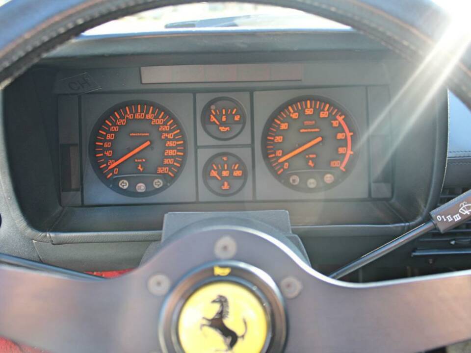 Image 14/22 de Ferrari Testarossa (1991)