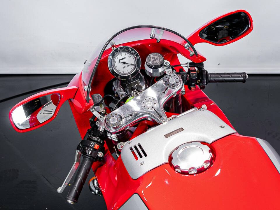 Bild 34/46 von Ducati DUMMY (2002)