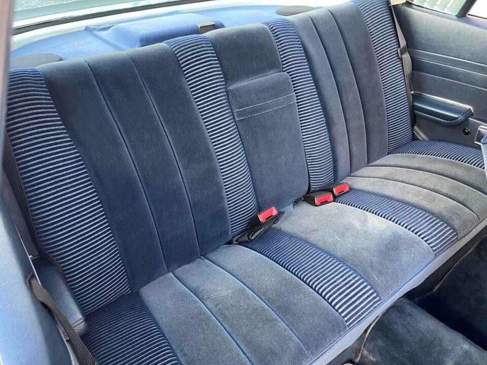 Bild 51/99 von Mercedes-Benz 500 SLC (1981)