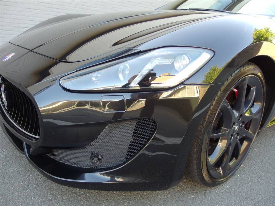 Bild 34/100 von Maserati GranTurismo S (2008)