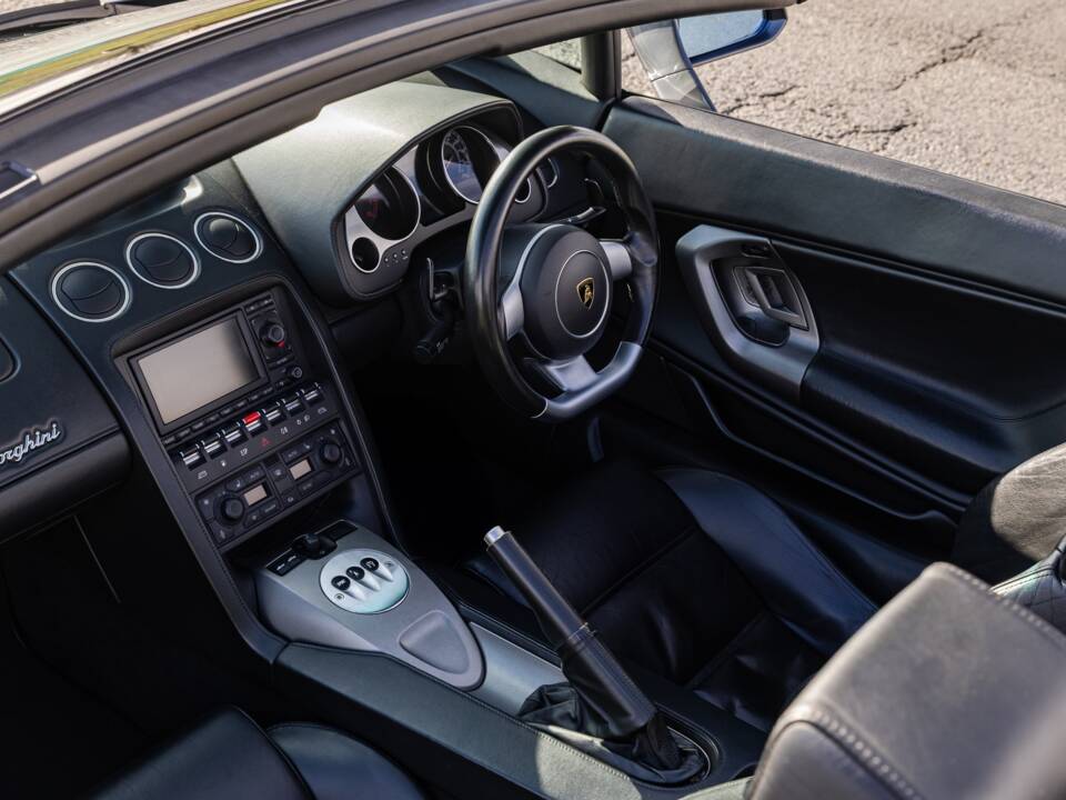 Immagine 4/49 di Lamborghini Gallardo Spyder (2007)