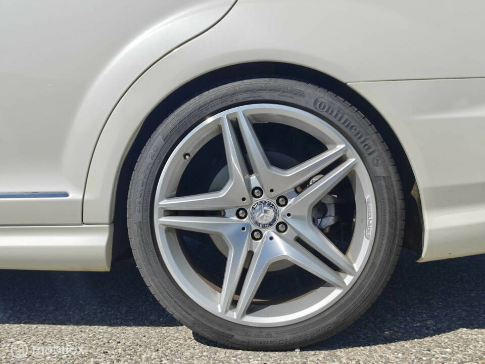 Bild 13/50 von Mercedes-Benz S 500 (2012)