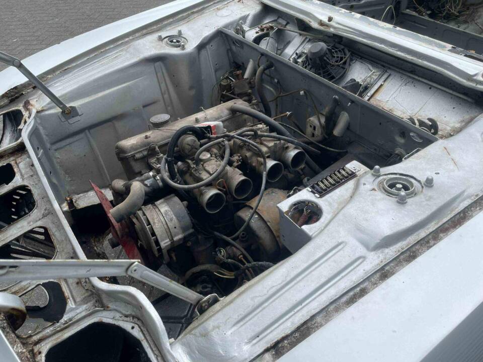 Bild 31/34 von BMW 2000 CS (1968)