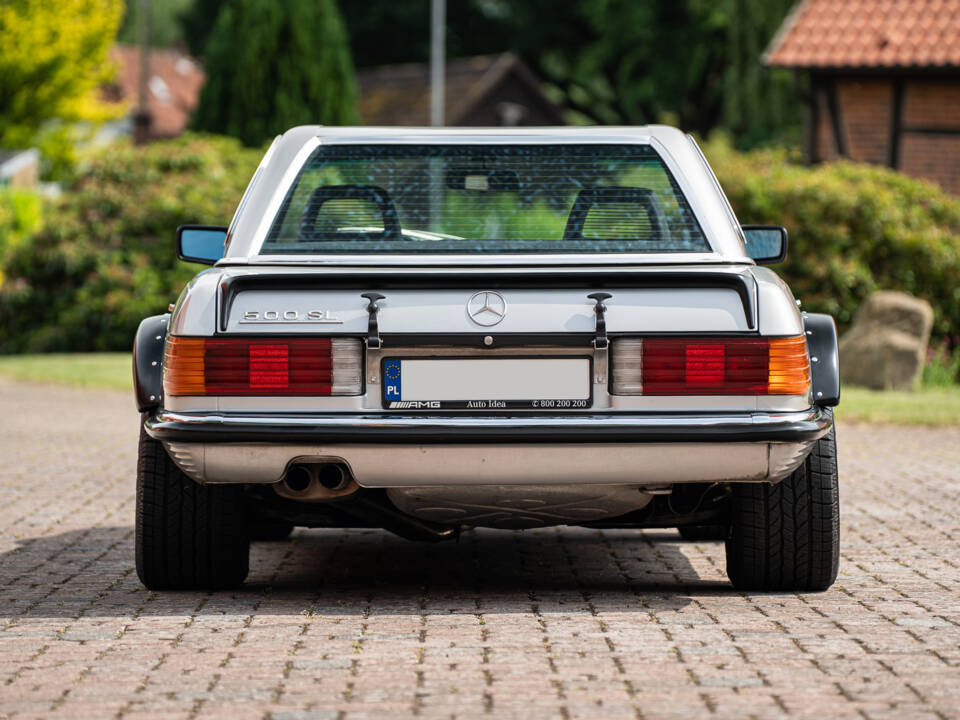 Image 26/68 of Mercedes-Benz 500 SL (1984)