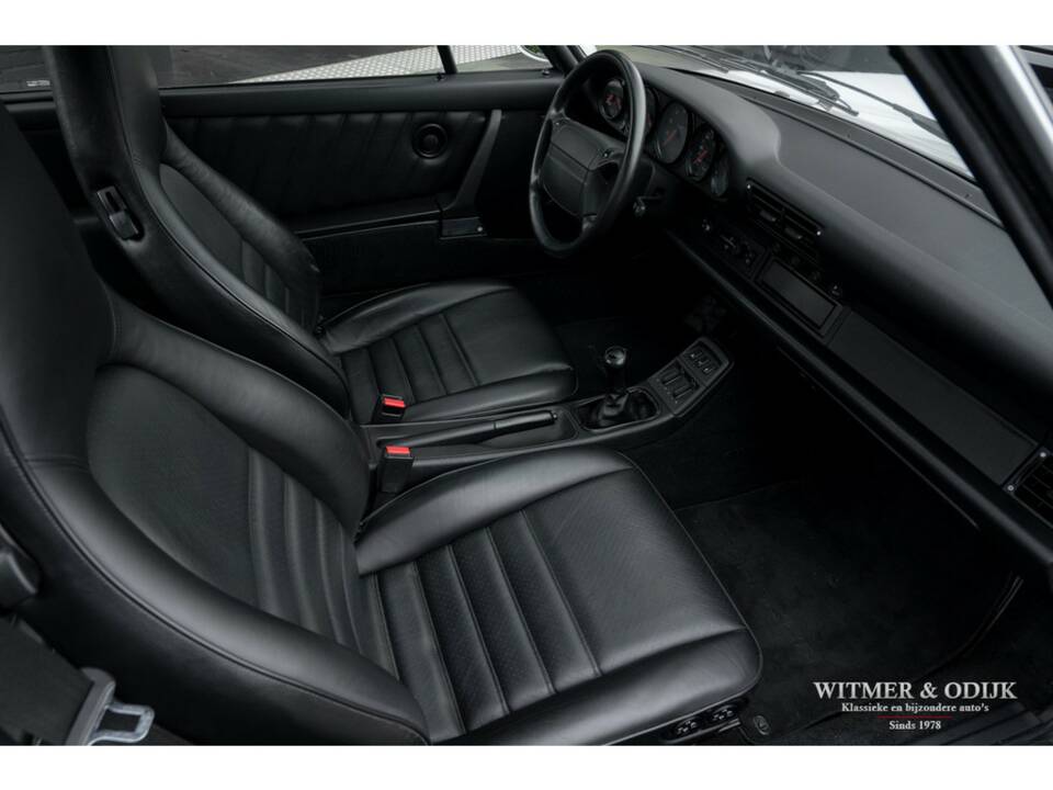 Bild 16/23 von Porsche 911 Carrera 4 (1993)