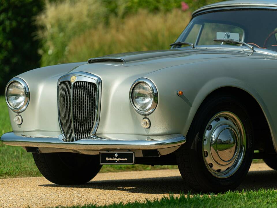 Afbeelding 44/50 van Lancia Aurelia B24 Convertible (1958)