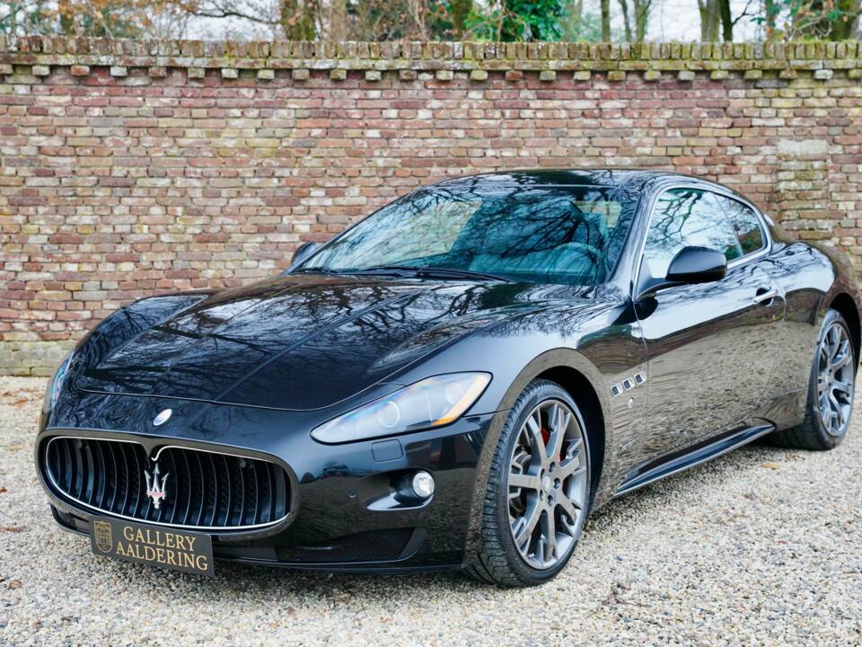 Imagen 49/50 de Maserati GranTurismo S (2010)