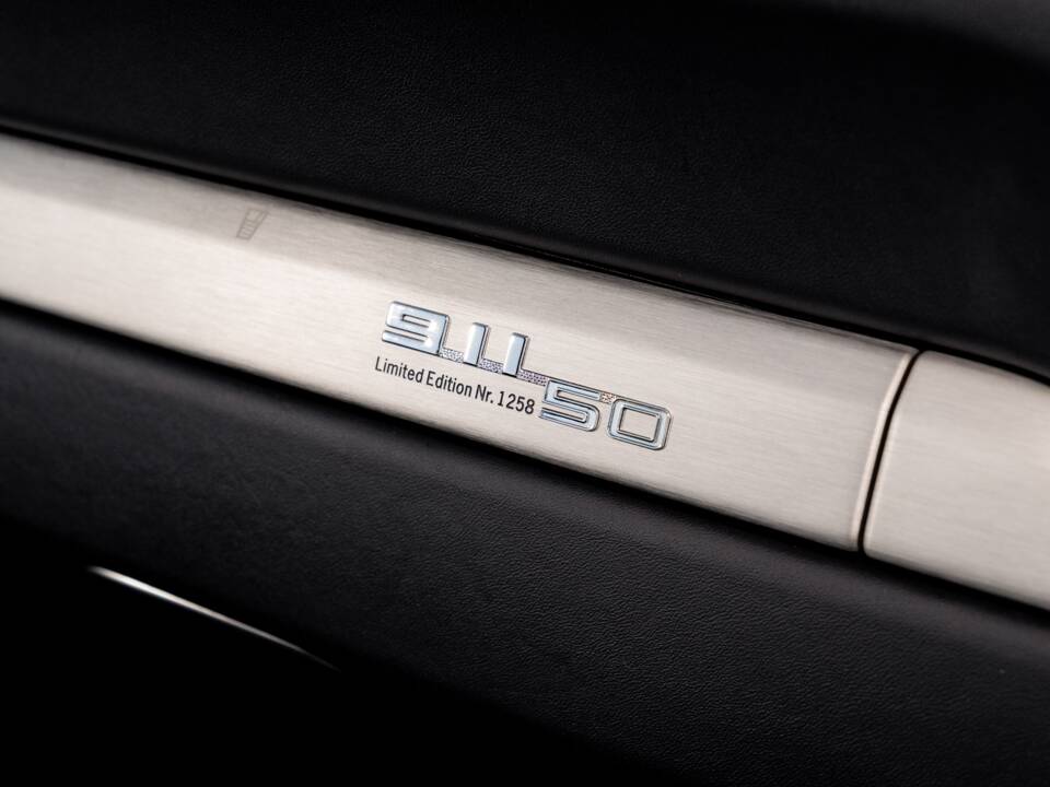 Immagine 68/71 di Porsche 911 Carrera S (2014)