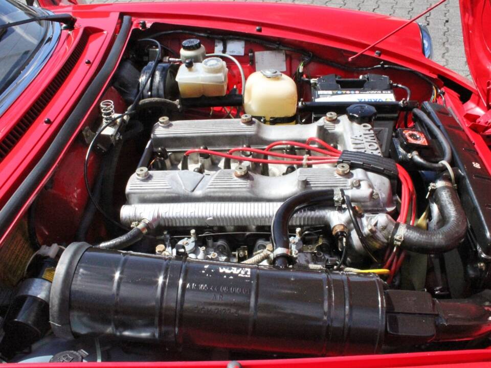 Bild 8/17 von Alfa Romeo 2.0 Spider QV (1987)