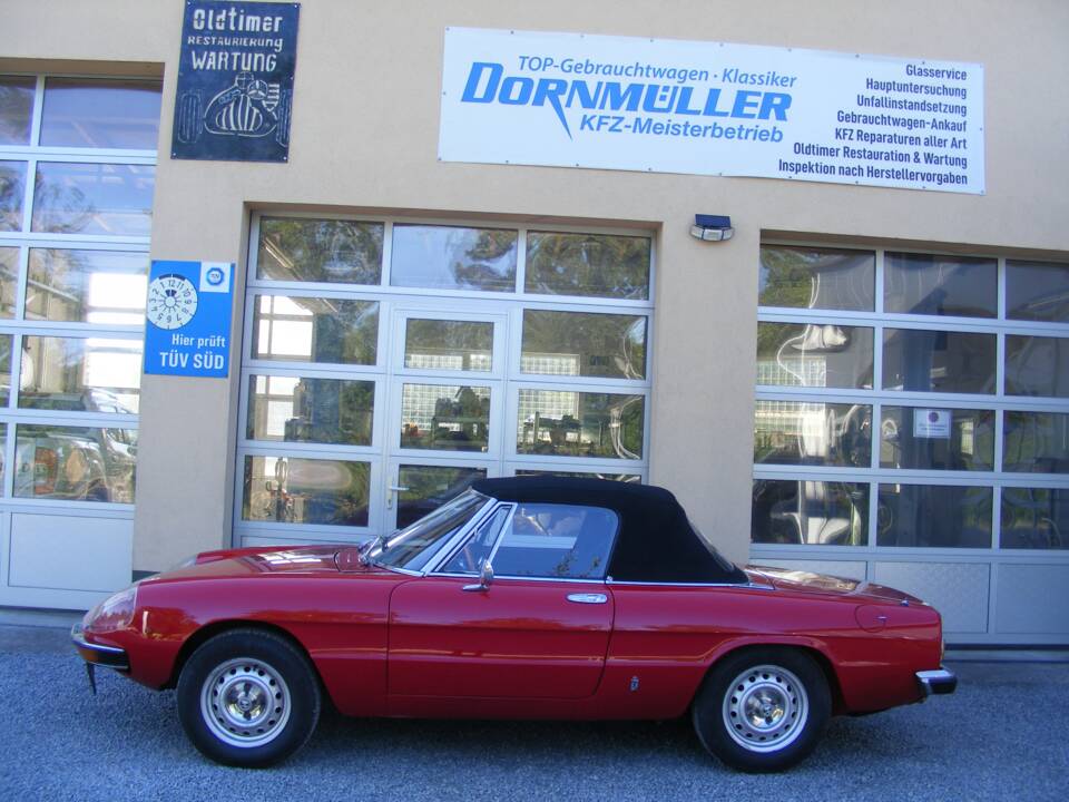 Immagine 23/77 di Alfa Romeo Spider Veloce 2000 (1981)