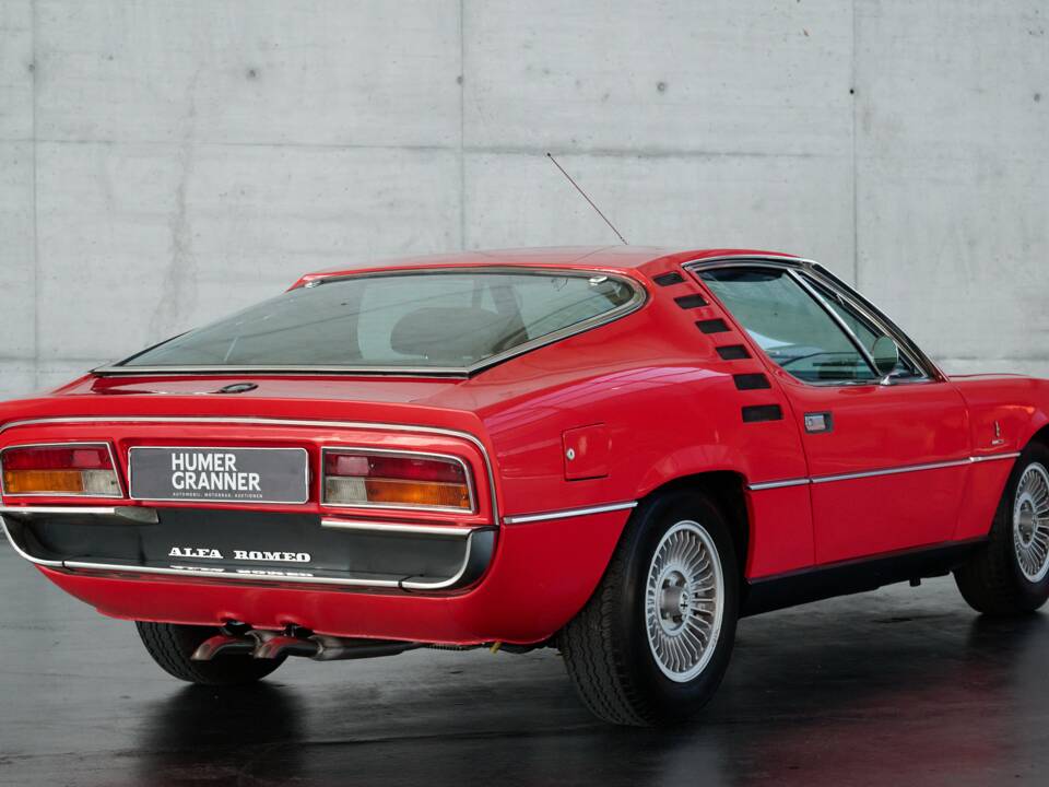Image 30/50 of Alfa Romeo Montreal (1973)