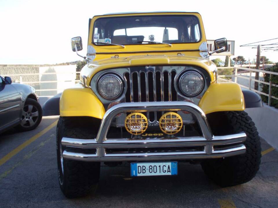 Image 8/51 of Jeep CJ-7 Renegade (1981)