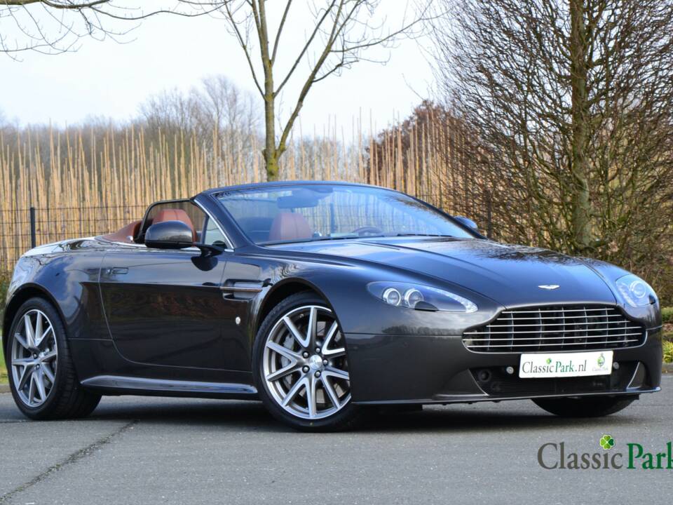 Bild 4/50 von Aston Martin V8 Vantage S (2013)