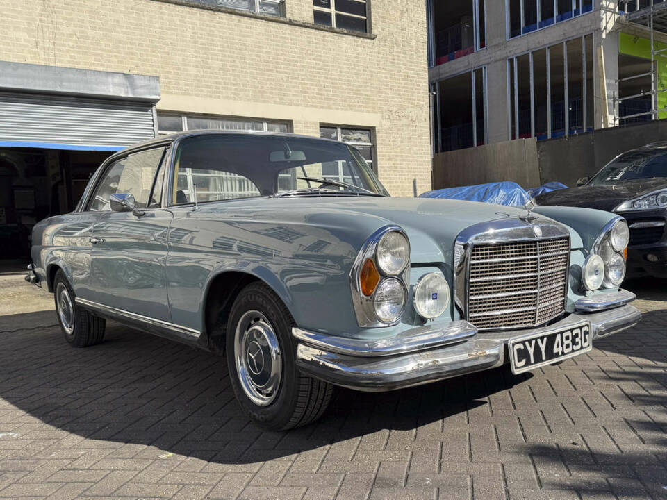 Image 1/8 of Mercedes-Benz 280 SE (1969)