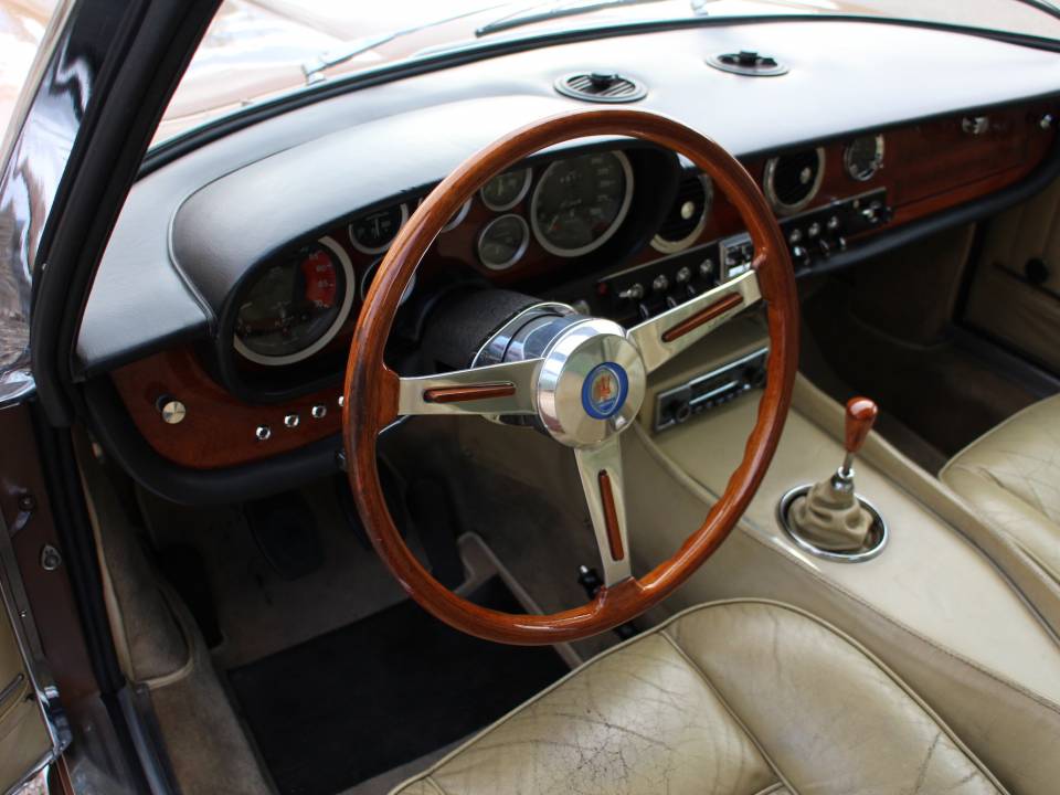 Image 8/13 of Maserati Quattroporte 4700 (1967)