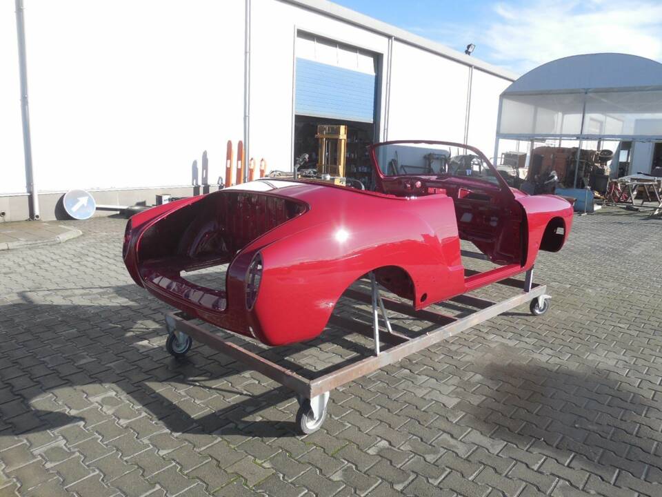 Image 63/63 of Volkswagen Karmann Ghia 1500 (1971)