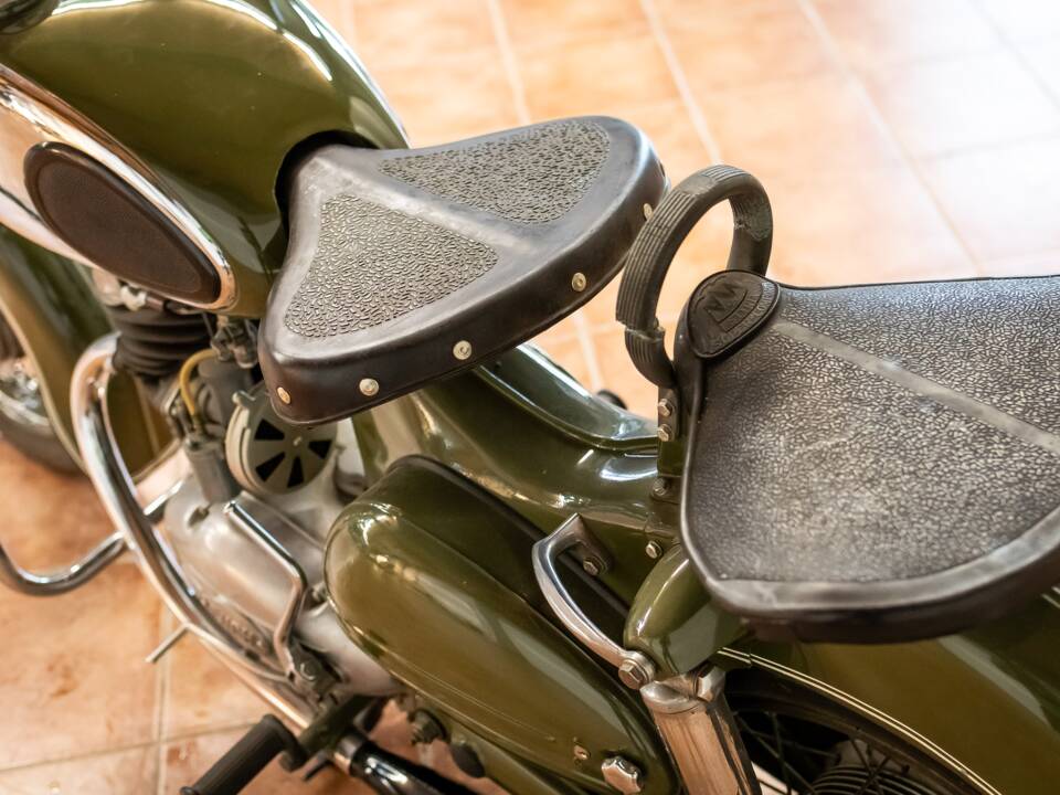 Image 7/11 de Puch 250 SG (1955)