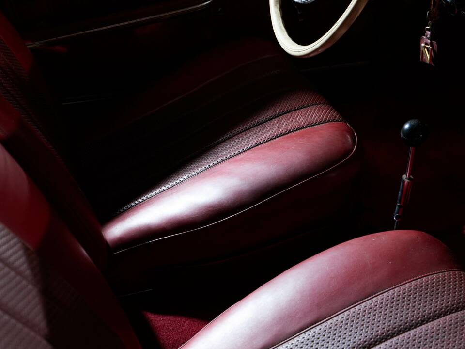Image 63/83 de Mercedes-Benz 190 SL (1959)