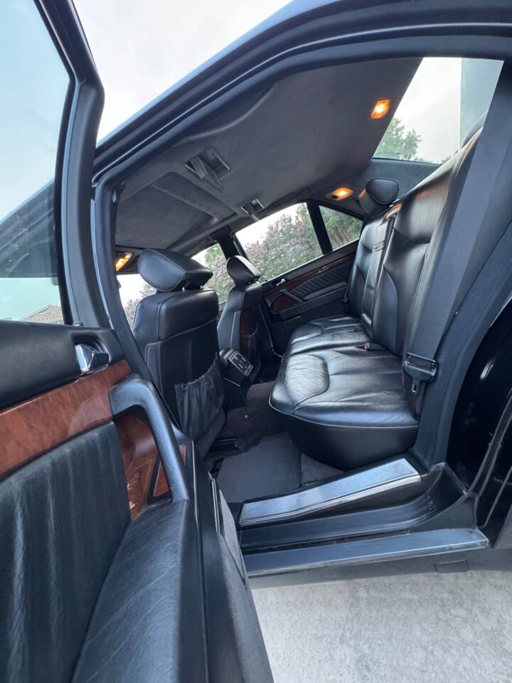 Bild 27/37 von Mercedes-Benz S 320 (1994)