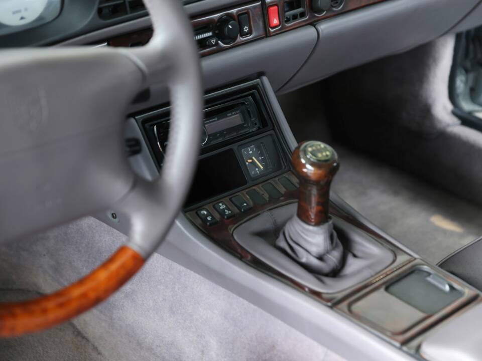 Immagine 30/43 di Porsche 968 (1992)