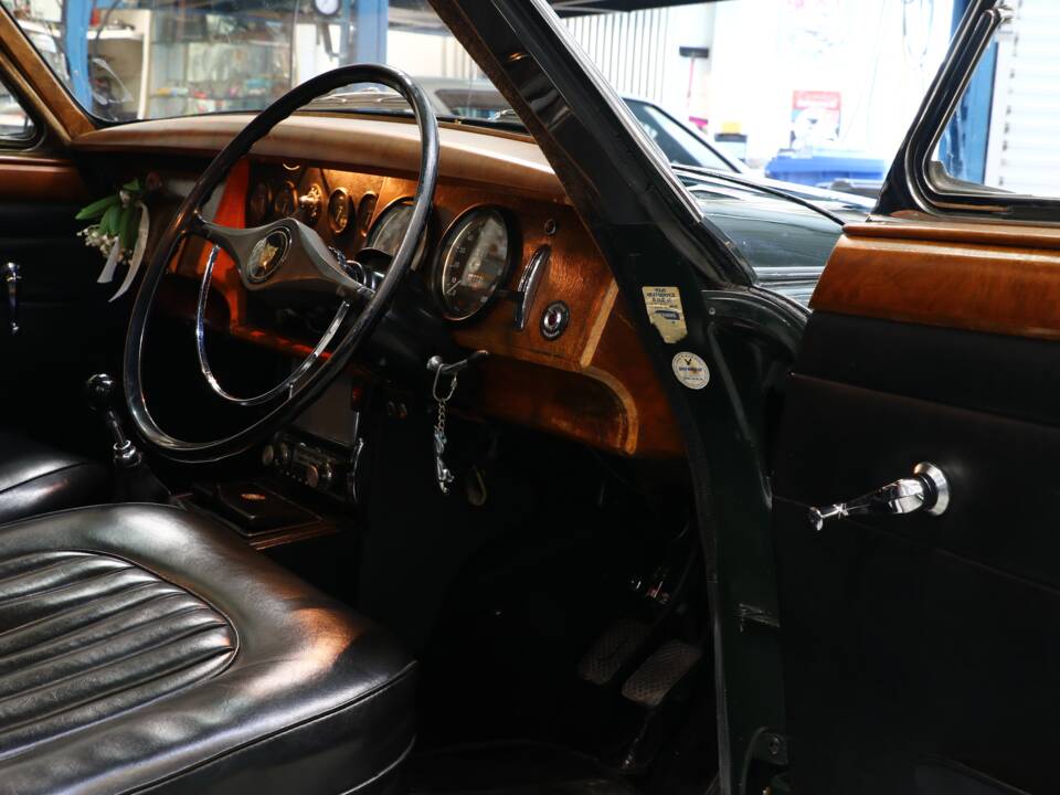 Immagine 20/36 di Jaguar 240 (1968)