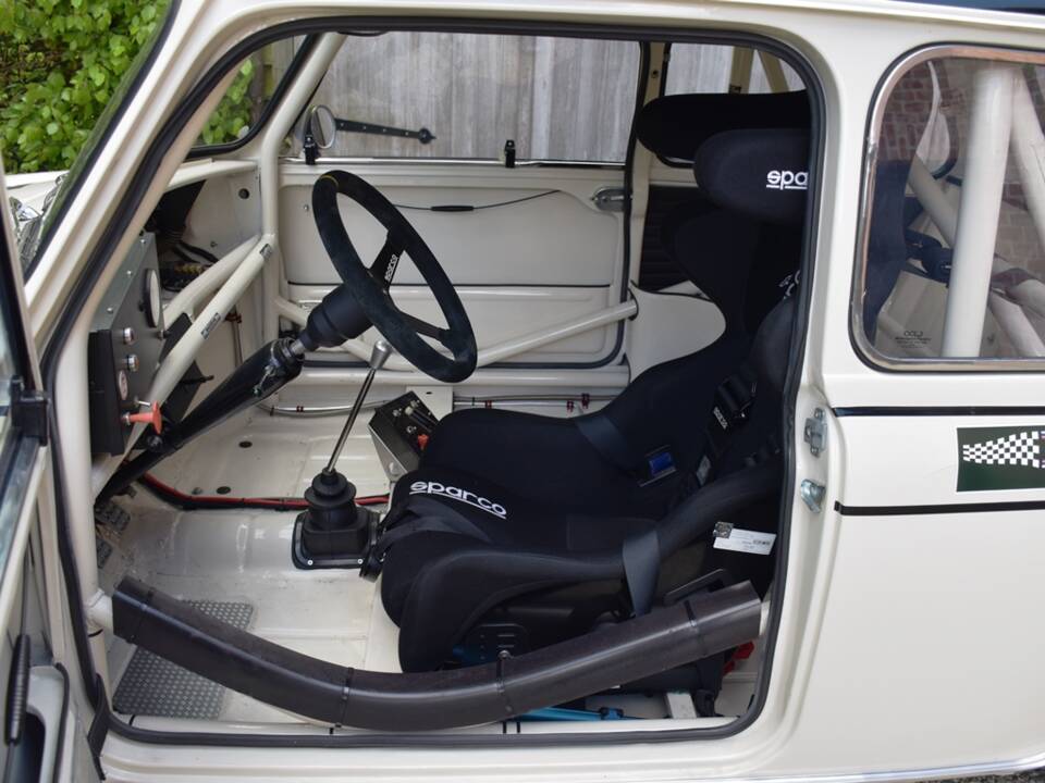 Image 21/34 of Morris Mini Cooper S 1275 (1965)