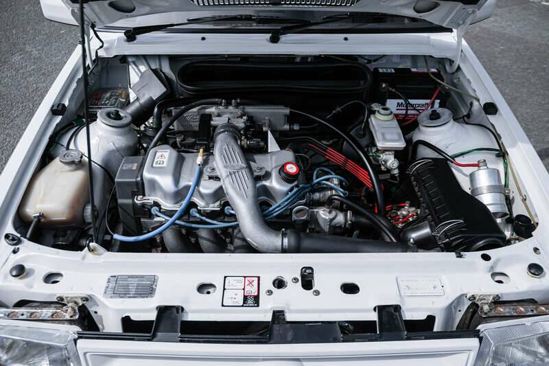 Image 3/33 de Ford Escort turbo RS (1986)