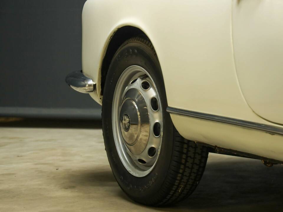 Bild 38/50 von Alfa Romeo Giulietta Spider (1957)