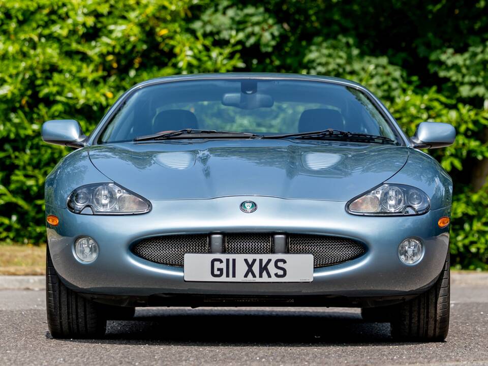 Bild 6/37 von Jaguar XKR (2003)