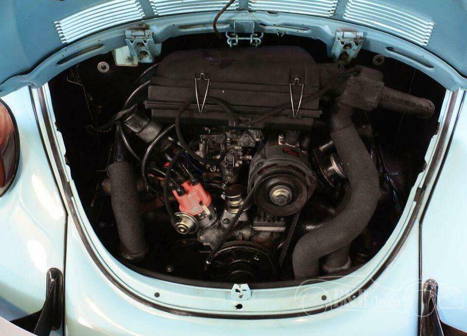 Image 17/19 of Volkswagen Beetle 1600 (1973)