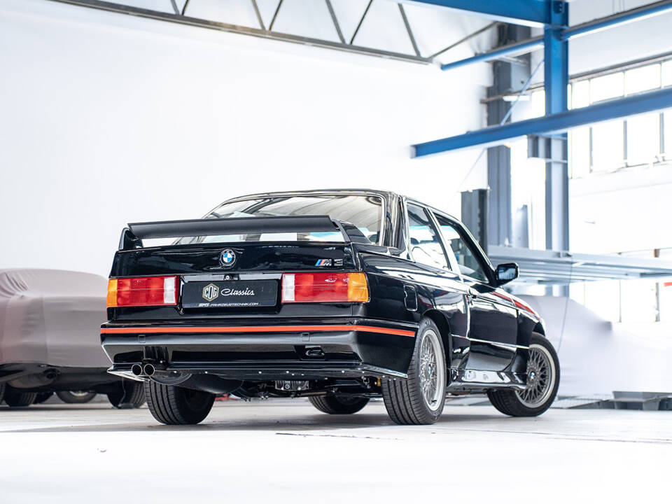 Image 91/91 de BMW M3 Sport Evo (1990)