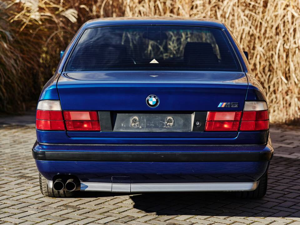 Bild 5/18 von BMW M5 (1992)