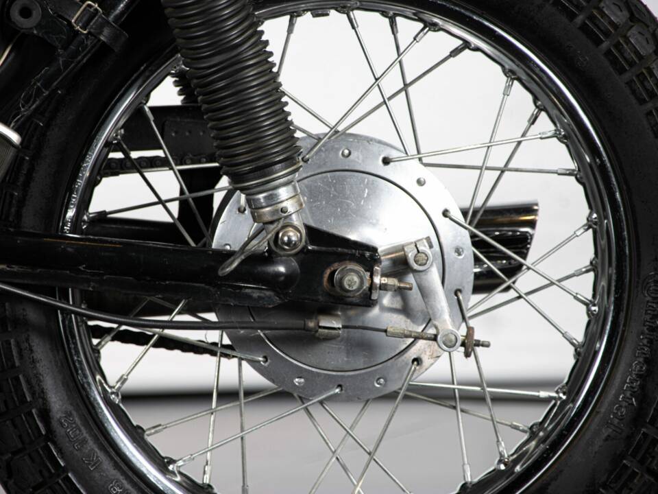 Bild 21/50 von Ducati 250 Scrambler (1971)