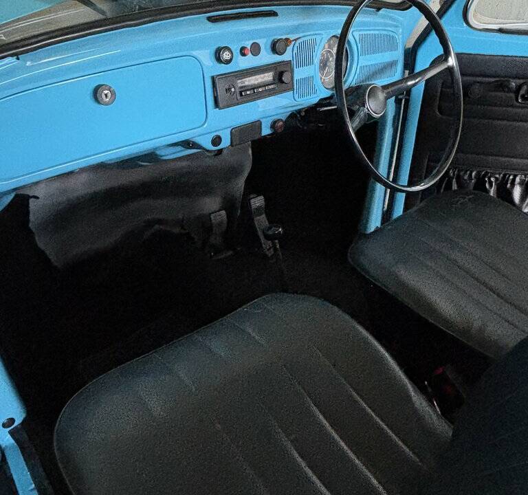 Image 2/8 of Volkswagen Beetle 1200 (1975)