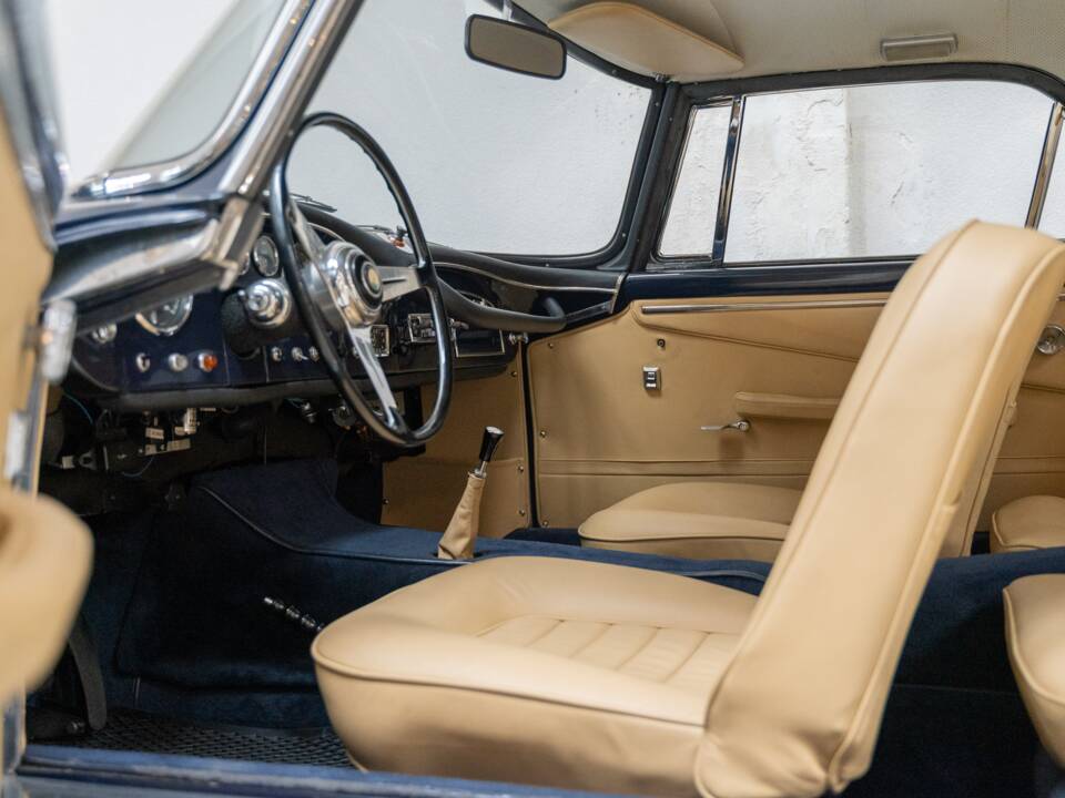 Bild 16/41 von Maserati 3500 GTI Touring (1962)