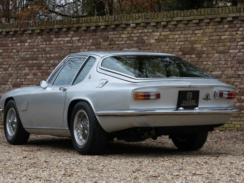 Image 19/50 of Maserati Mistral 4000 (1966)