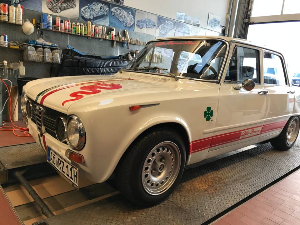 Bild 3/16 von Alfa Romeo Giulia 1600 Super Biscione (1971)